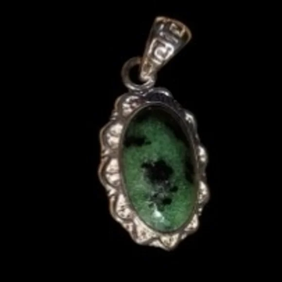 BUYER'S CHOICE.. Artisan Gemstone Silver Pendant. - Picture 3 of 10